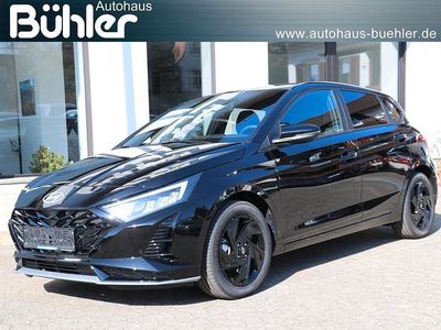 Neu Hyundai i20 Blackline 90 PS (66 kW) 2026 Schwarz Kleinwagen