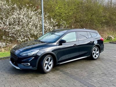 gebraucht Ford Focus Active Turnier 1.0 L 125 PS