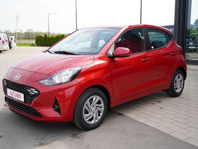 Nuova Hyundai i10 63 CV (46 kW) 2025 Rosso Utilitaria