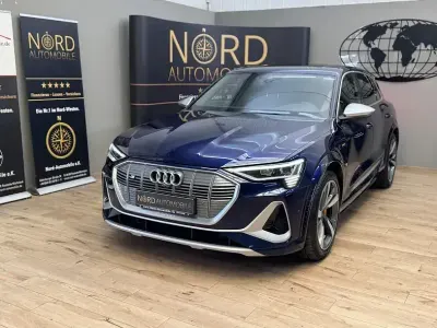 Usata Audi e-tron Ambiente 369 kW (503 CV) 2022 Blu SUV