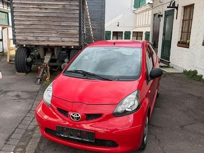 Usata Toyota Aygo 68 CV (50 kW) 2008 Rosso Utilitaria