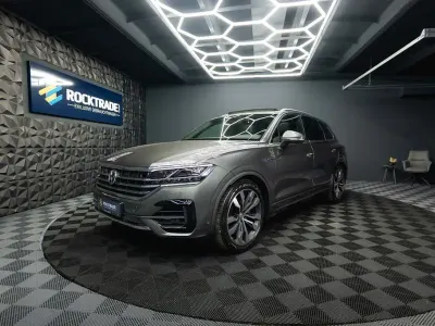 Gebraucht VW Touareg R-line Plus 286 PS (210 kW) 2019 Grau SUV