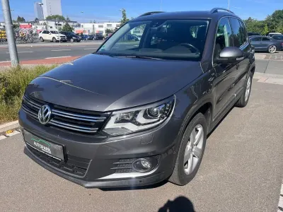 Gebraucht VW Tiguan Sportline 179 PS (131 kW) 2014 Grau SUV