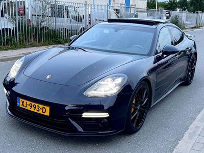 Porsche Panamera Turbo