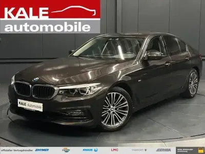 Gebraucht BMW 520 Sport Line 190 PS (139 kW) 2017 Grau Limousine