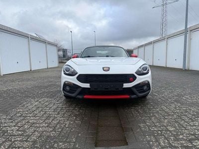 Colore esterno (arctic white Gebraucht 2018 Abarth 124 Spider Basis Cabrio | 22.799 € (Fairer Preis)