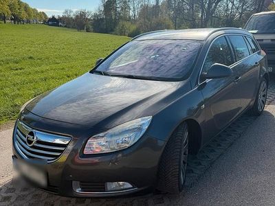Second-hand Opel Insignia 118 CP (86 kW) 2009 Maro Break