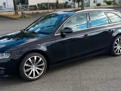 Gebraucht Audi A4 160 PS (117 kW) 2011 Schwarz Kombi