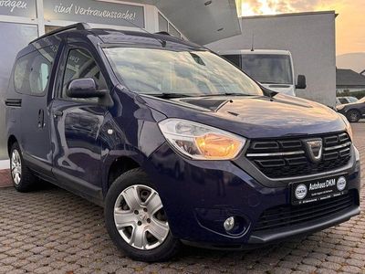 Blau marine Gebraucht 2018 Dacia Dokker Comfort Van / Kleinbus | 5.499 € (Fairer Preis)