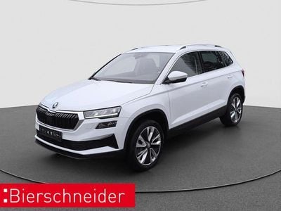 Weiss Gebraucht 2024 Skoda Karoq Selection SUV | 29.490 € (Guter Preis)