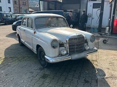 Gebraucht Mercedes 190 50 PS (36 kW) 1960 Weiß Limousine