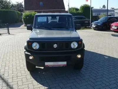 Gebraucht Suzuki Jimny Comfort 114 PS (83 kW) 2021 Bluish black pearl met. SUV