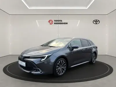 Gebraucht Toyota Corolla Team 140 PS (102 kW) 2023 Grau Kombi
