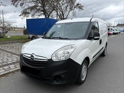 Gebraucht Opel Combo 120 PS (88 kW) 2016 Weiß Van / Kleinbus
