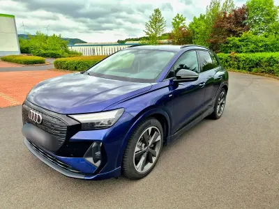 Gebraucht Audi Q4 e-tron S-Line 125 kW (170 PS) 2022 Blau SUV