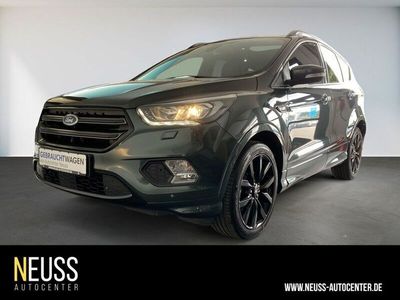 Grün Gebraucht 2018 Ford Kuga ST-Line SUV | 16.450 € (Fairer Preis)