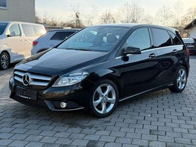 Usata Mercedes B200 Sport 156 CV (114 kW) 2014 Nero Monovolume