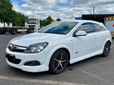 Opel Astra GTC