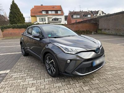 Grau Gebraucht 2023 Toyota C-HR SUV | 20.999 €