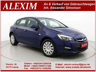 Używany Opel Astra 116 KM (85 kW) 2015 Niebieski Sedan/Limuzyna
