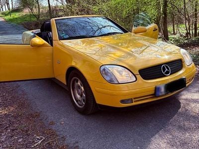 Gebraucht Mercedes SLK200 136 PS (100 kW) 1998 Gelb Cabrio