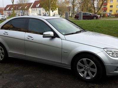 Gebraucht Mercedes C180 156 PS (114 kW) 2011 Silber Limousine