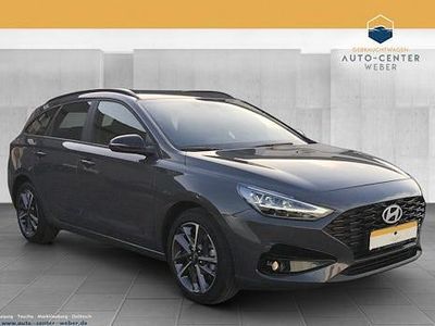 Grau Gebraucht 2024 Hyundai i30 Advantage Kombi | 21.380 € (Fairer Preis)