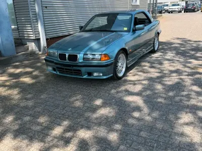 Gebraucht BMW 328 Cabriolet M Sport 193 PS (141 kW) 1996 Grün Cabrio
