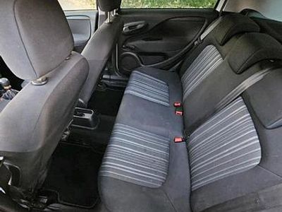 Gebraucht Fiat Punto Evo 77 PS (56 kW) 2010 Weiß Kleinwagen