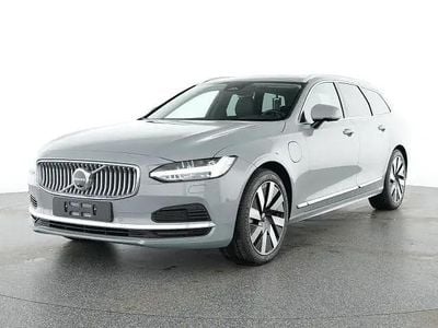Usata Volvo V90 Plus 253 CV (186 kW) 2025 Grigio Station wagon