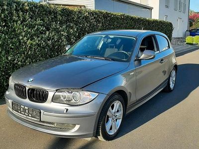 Usata BMW 118 143 CV (105 kW) 2009 Grigio Utilitaria
