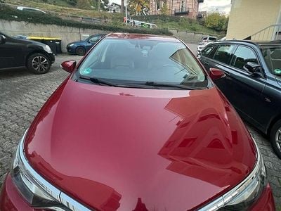 Toyota Auris Hybrid