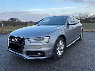 Grau Gebraucht 2015 Audi A4 S-Line Kombi | 12.900 € (Fairer Preis)