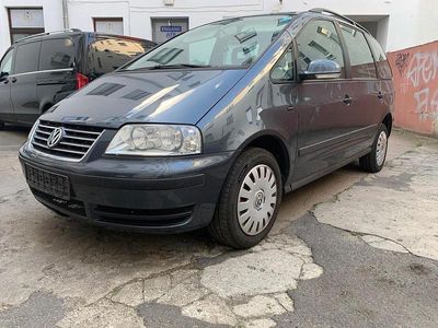 VW Sharan