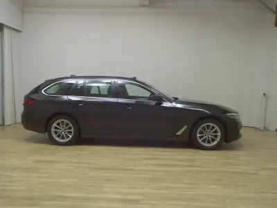 Gebraucht BMW 520 Performance 190 PS (139 kW) 2020 Schwarz Kombi