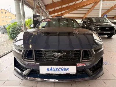 Neu Ford Mustang Dark Horse 454 PS (333 kW) 2026 Blue ember (3ddewha) Coupé