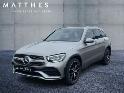Gebraucht Mercedes GLC220 AMG 194 PS (142 kW) 2021 Silber SUV