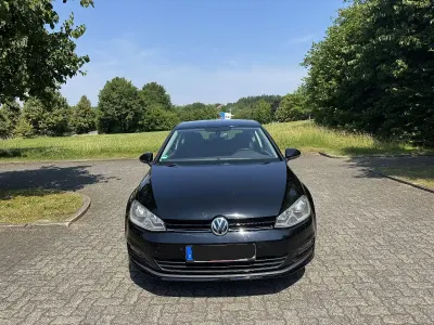 Gebraucht VW Golf VII Cup 86 PS (63 kW) 2014 Schwarz Limousine