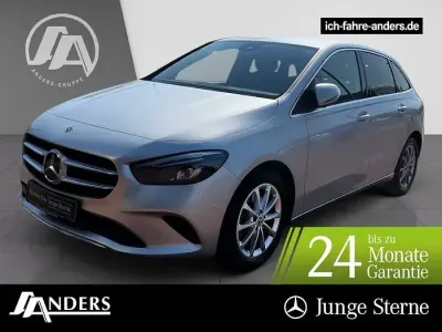 Używany Mercedes B250e Progressive 160 KM (117 kW) 2022 Srebrny Minivan