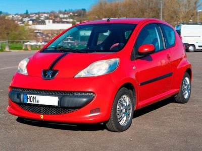 Usata Peugeot 107 Filou 68 CV (50 kW) 2008 Rosso Utilitaria