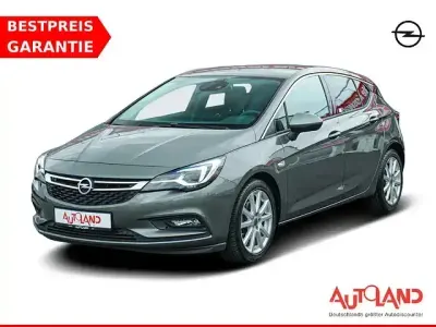 Używany Opel Astra Innovation 200 KM (147 kW) 2016 Szary Sedan/Limuzyna