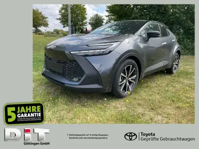Neu Toyota C-HR 140 PS (102 kW) 2026 Grau SUV