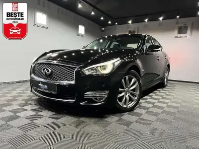 Gebraucht Infiniti Q70 Premium 170 PS (125 kW) 2017 Schwarz Limousine