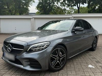 Gebraucht Mercedes C300 AMG line 258 PS (189 kW) 2018 Grau Limousine