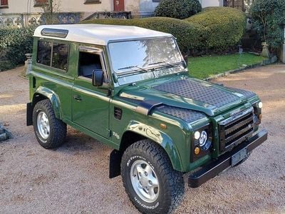 Gebraucht Land Rover Defender 122 PS (89 kW) 1999 Grün Kombi