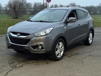 Gebraucht Hyundai Tucson 136 PS (100 kW) 2013 Grau SUV