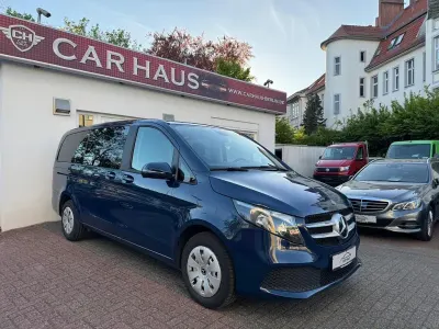 Usata Mercedes V220 163 CV (119 kW) 2023 Blu Monovolume