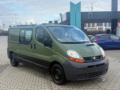 Gebraucht Renault Trafic 90 PS (66 kW) 2003 Grün Van / Kleinbus
