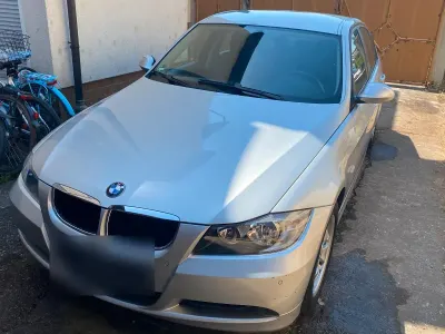 Gebraucht BMW 320 150 PS (110 kW) 2005 Grau Limousine