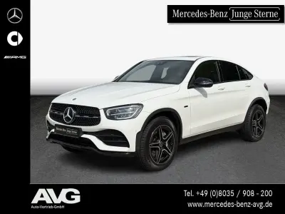 Gebraucht Mercedes GLC300de AMG 306 PS (225 kW) 2020 Weiß Coupé